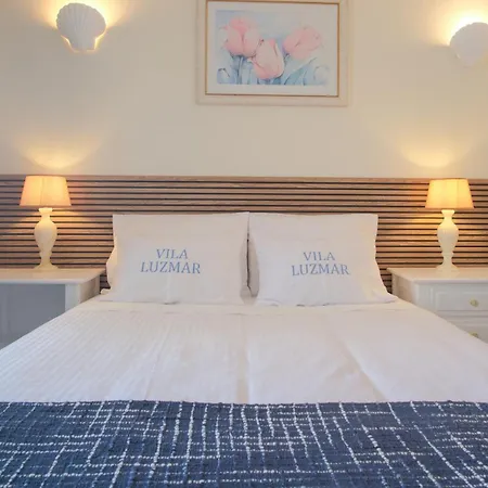 Mar Apartment *