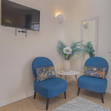 Mar Apartment *